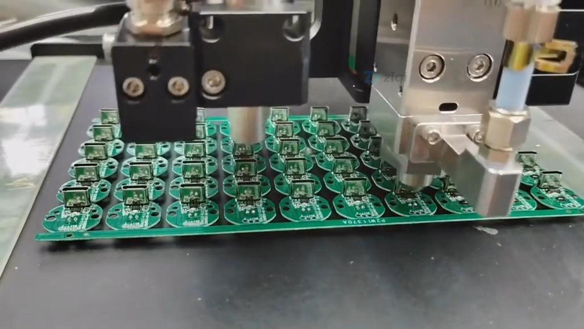 Precision Dispensing for Vehicle Phone Charger Production